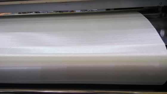 طابعة رقمية عالية الدقة 3.2m نسيج لطباعة مختلف الألوان بوليستر النسيج