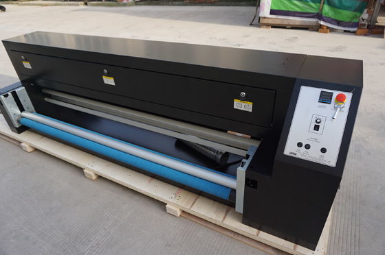 Uniform Speed ​​1600 ريال صبغ التسامي لفة إلى لفة سخان وحدة تثبيت اللون