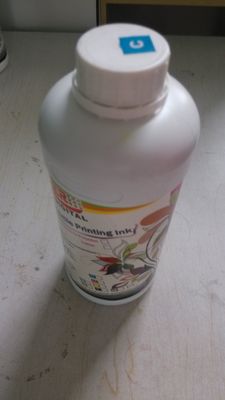 لا يوجد أي صبغ التسامي أحبار الطباعة على رأس الطباعة إبسون البوليستر